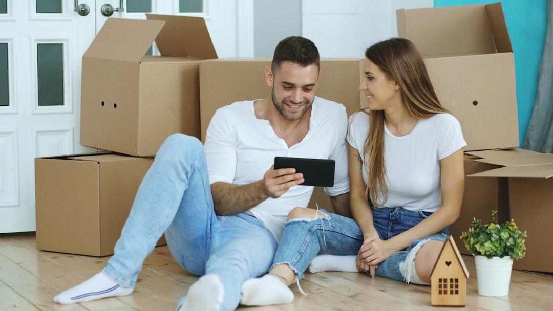 French buyers viewing property in Andalucía — non-resident mortgage financing in Spain